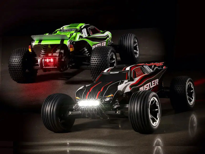 Traxxas Rustler 2WD m. LED Lys 1/10 Elektrisk Fjernstyret Bil - Speedhobby.dk Alt i Fjernstyrede Biler og Tilbehør